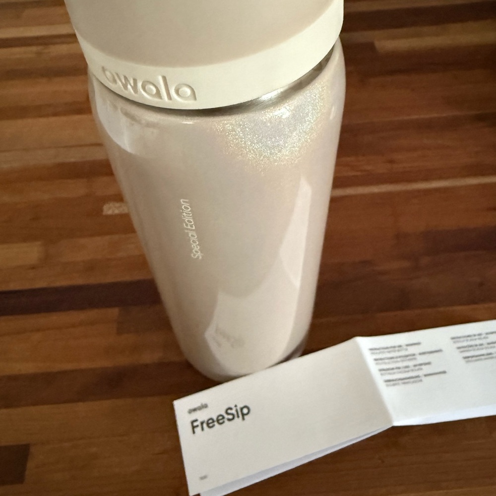 Owala Special Edition Holiday Magic FreeSip 32oz